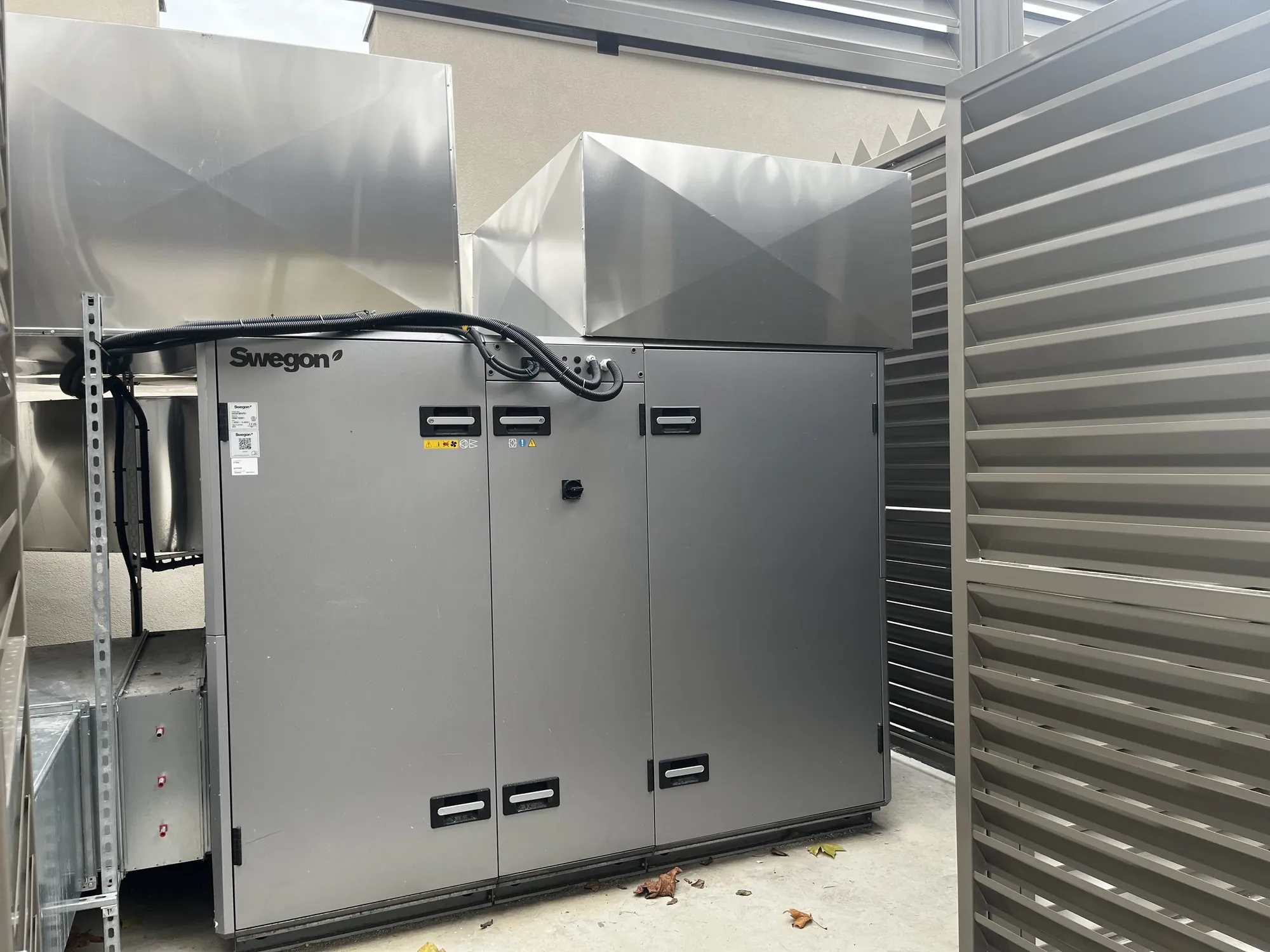 Centrale de traitement d'air Swegon installée au gymnase Bernichon